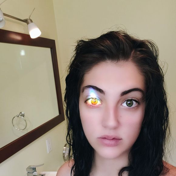 Meet your Posher, Zee - Picture 1 of 1